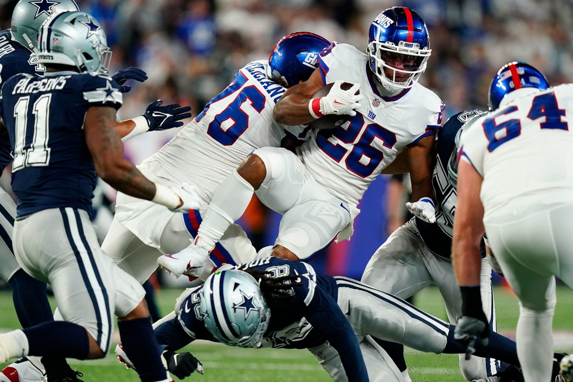 Cowboys vs Giants: Thanksgiving Showdown – Where to Watch, Kickoff Time, and Odds