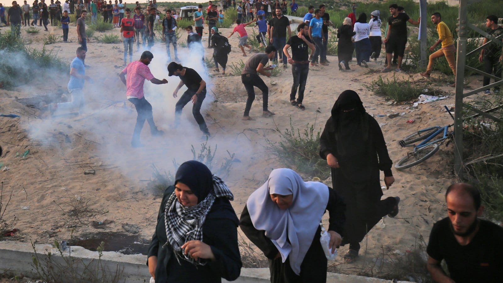 Tragedy in Gaza: Israeli Airstrike Claims 21 Lives at Tent Camp