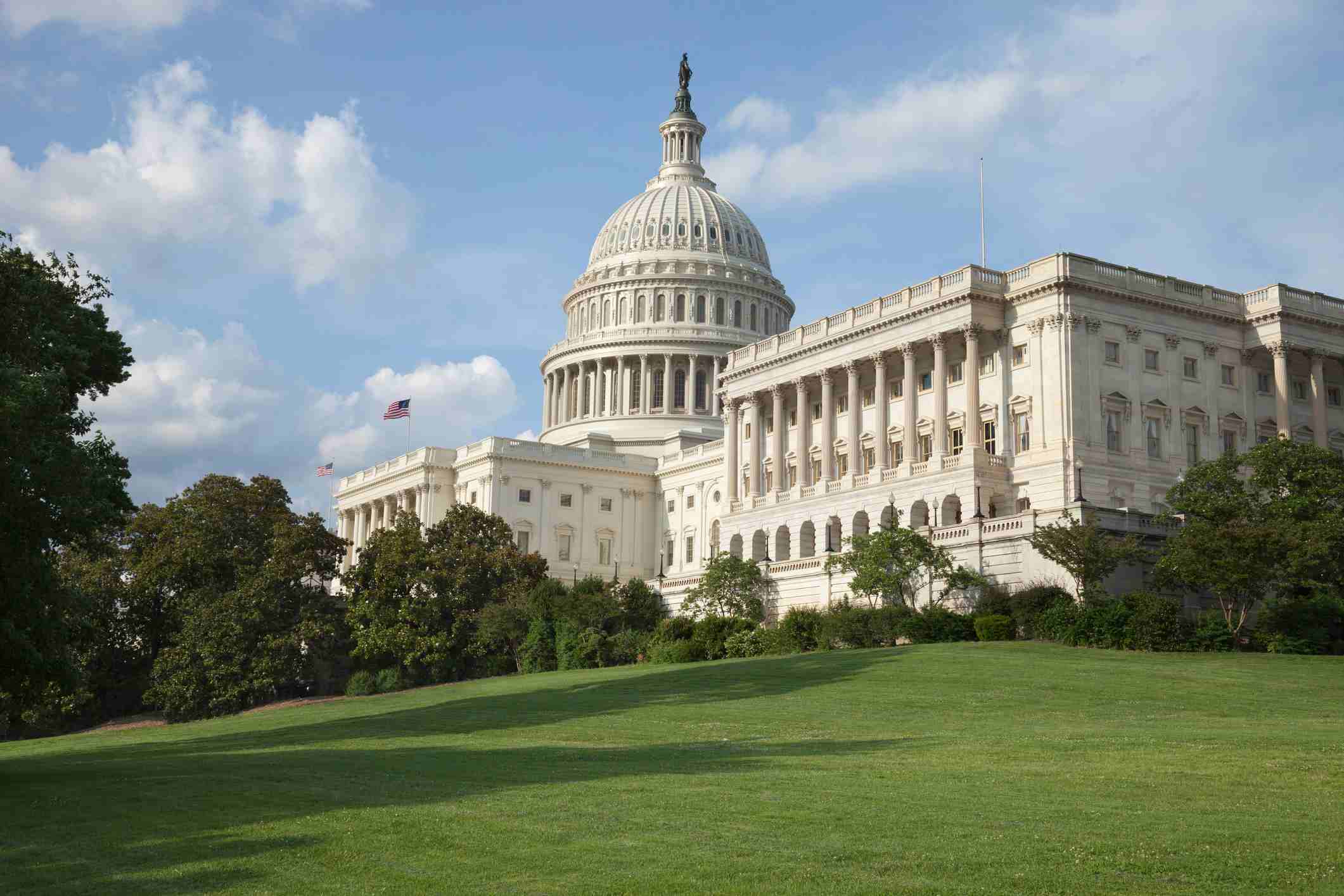 Senate Passes Final Extension Bill to Avoid Government Shutdown