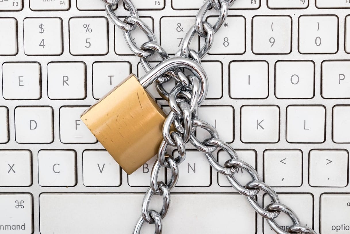 AI Critics Deploy Countermeasures Against Unauthorized Data Scraping