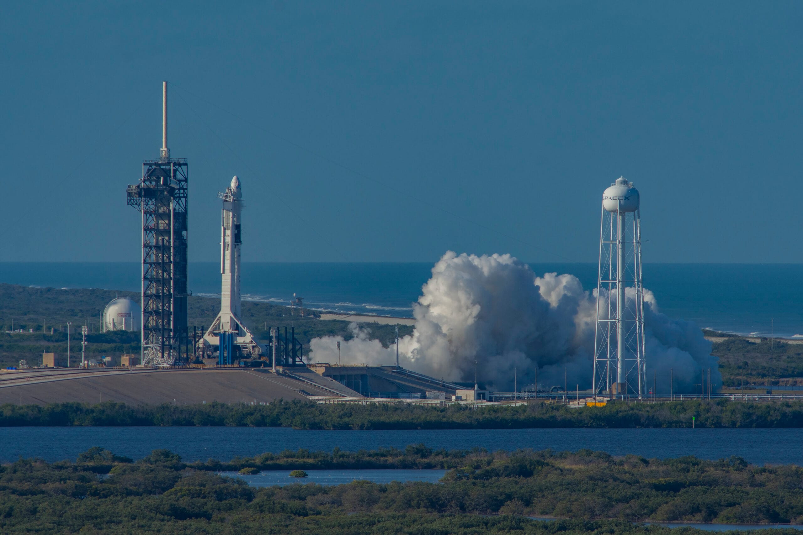 SpaceX Successfully Launches Falcon 9 Rocket, Deploying Thuraya 4 Satellite into Orbit