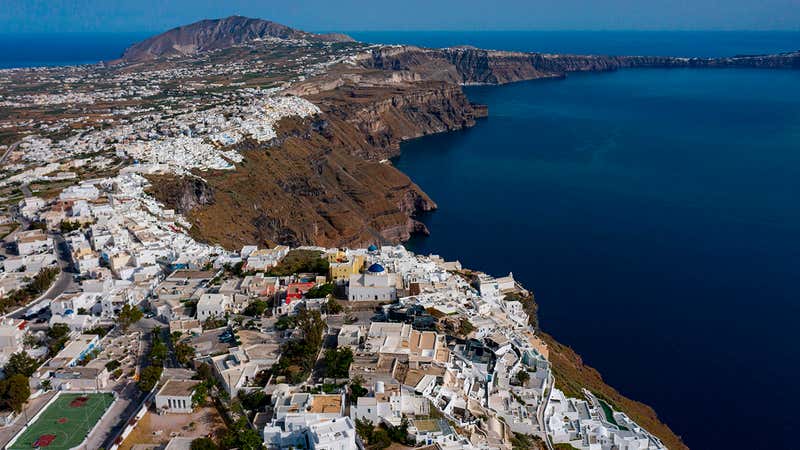 Unprecedented Seismic Activity Shakes Santorini, Thousands Forced to Evacuate