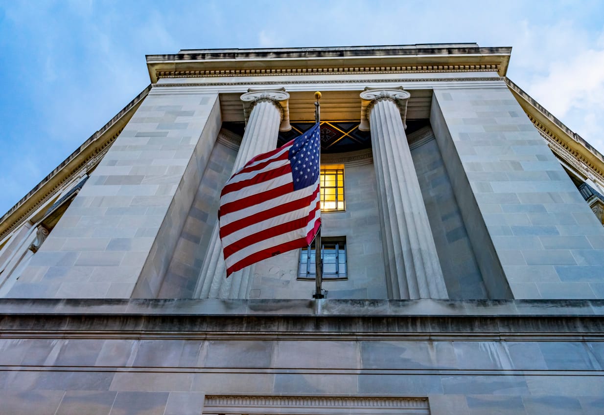 Justice Department Reassesses Cryptocurrency Investigations Amid Regulatory Landscape