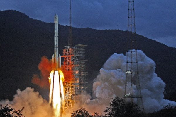 China’s Quasi Moon Probe Unveils First Image Following Its Secret Launch