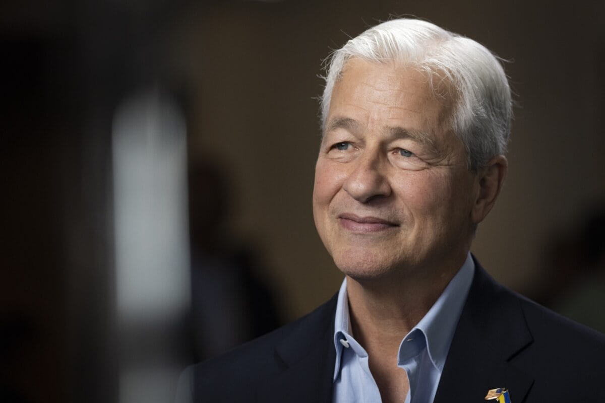Jamie Dimon Advocates for Missile Stockpiling Over Cryptocurrency Investment